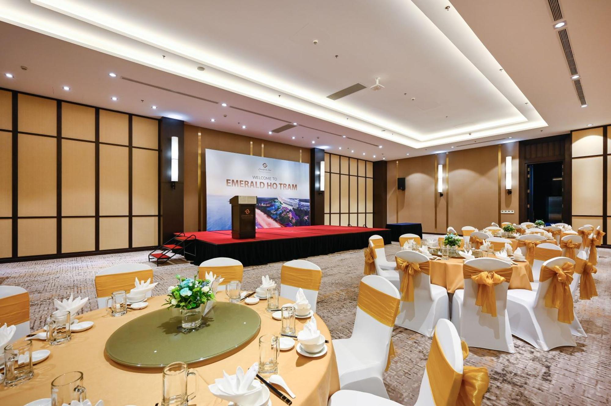 Emerald Ho Tram Resort Luaran gambar